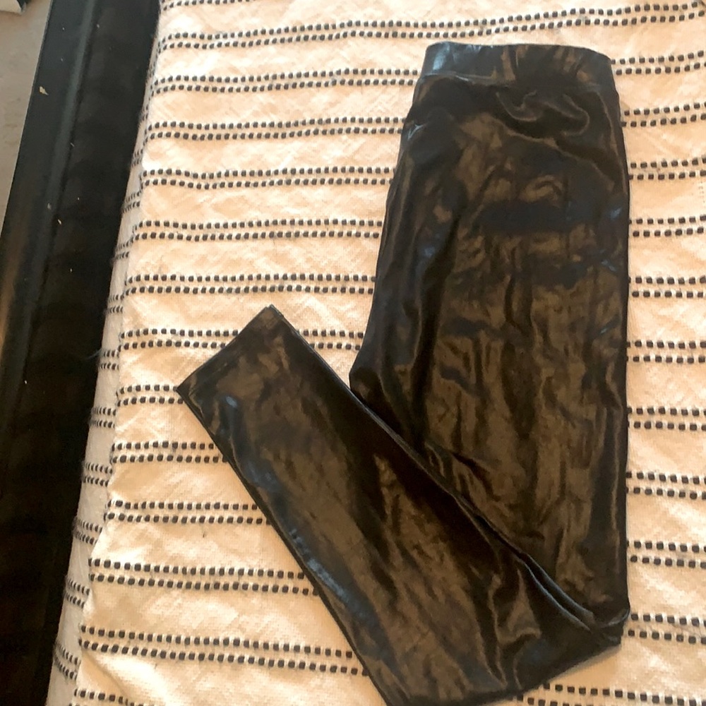 American Eagle Faux Leather leggings